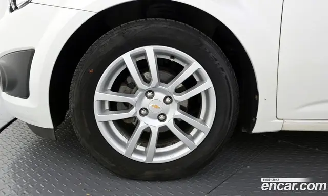 Chevrolet Aveo 2013 1.6 автомат (гидро), миниатюра 5