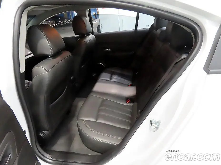 Chevrolet Cruze 2015 1.8 автомат (гидро), фото 11