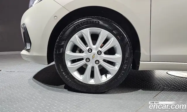 Chevrolet Spark 2017 1.0 автомат (гидро), миниатюра 5