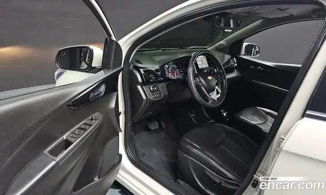Chevrolet Spark 2017 1.0 автомат (гидро), миниатюра 10