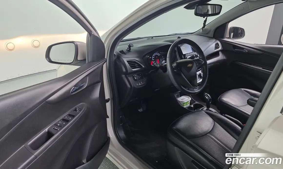 Chevrolet Spark 2018 1.0 автомат (гидро), фото 10
