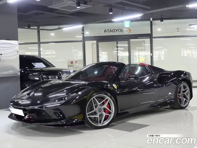 Ferrari F8 2021 3.9 автомат (гидро), миниатюра 2
