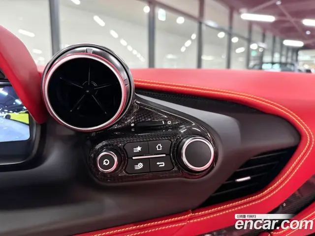 Ferrari F8 2021 3.9 автомат (гидро), миниатюра 12