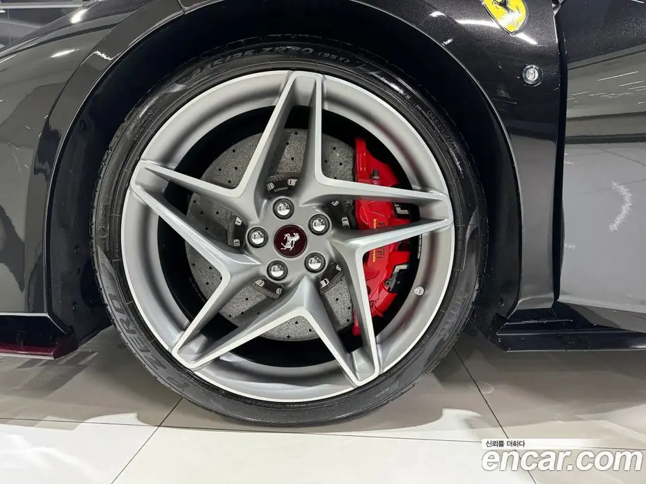 Ferrari F8 2021 3.9 автомат (гидро), фото 17