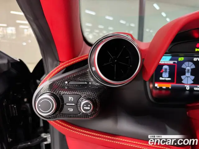 Ferrari F8 2021 3.9 автомат (гидро), миниатюра 10
