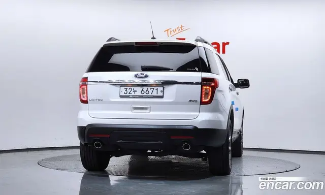 Ford Explorer 2014 3.5 автомат (гидро), миниатюра 4