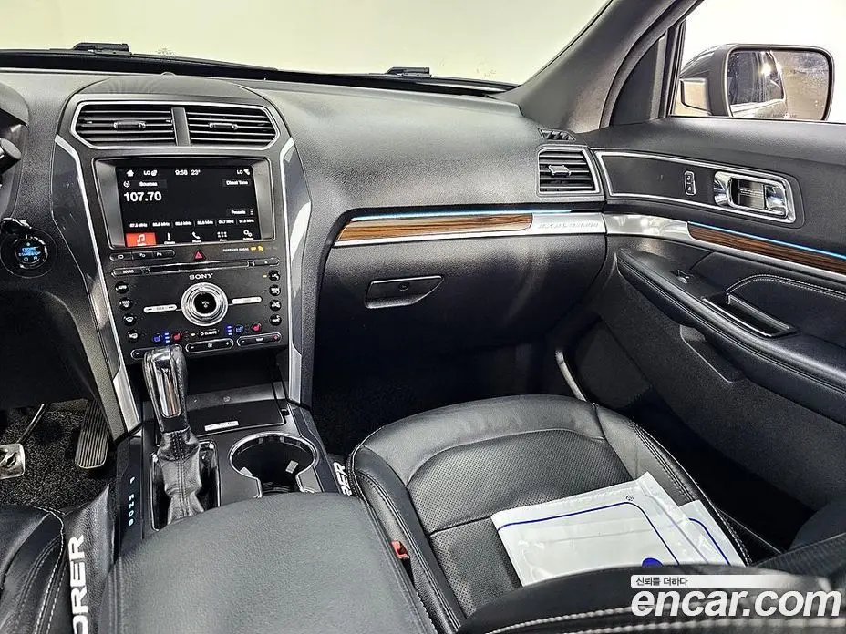 Ford Explorer 2017 2.3 автомат (гидро), фото 9