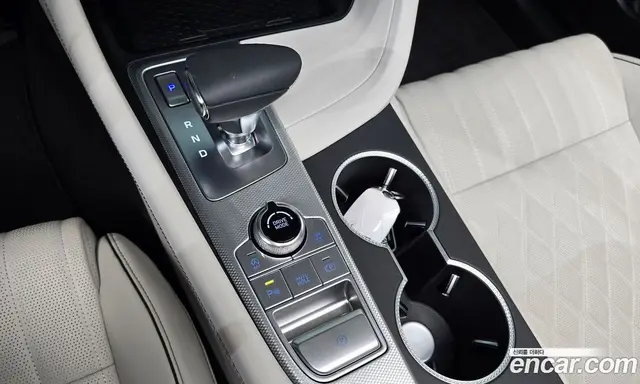 Genesis G70 2024 2.5 автомат (гидро), миниатюра 12