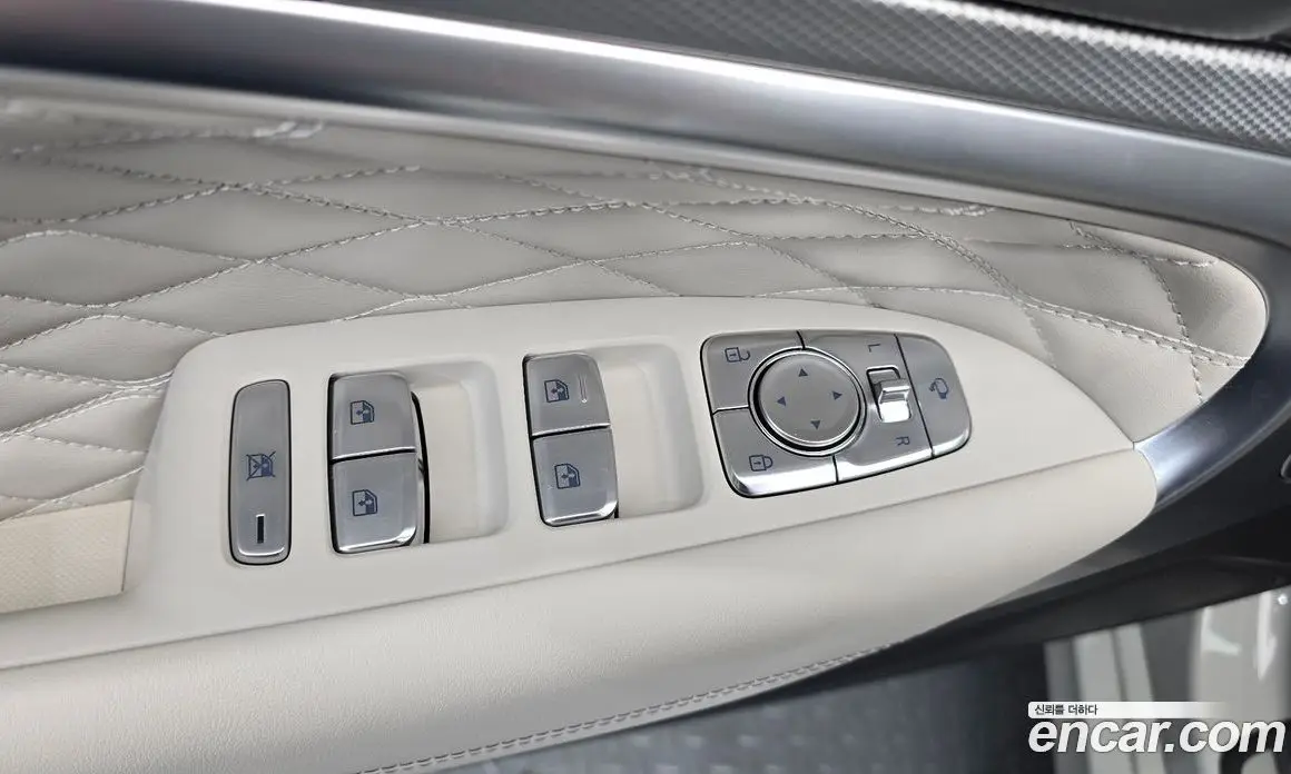 Genesis G70 2024 2.5 автомат (гидро), фото 29