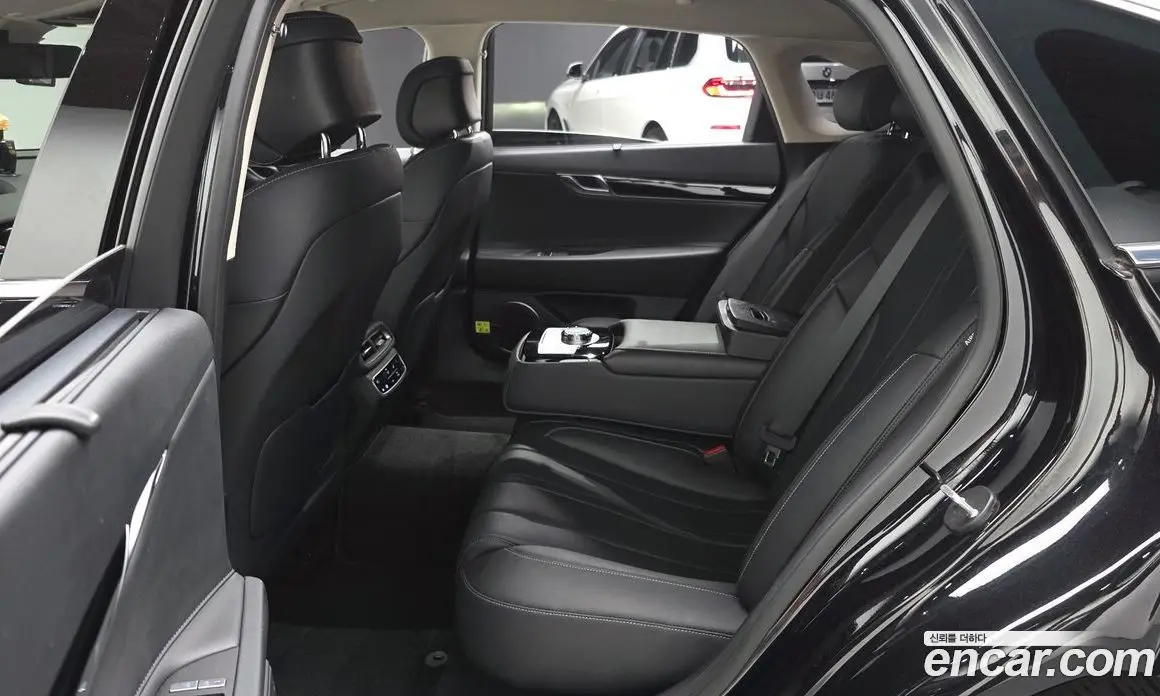 Genesis G80 2023 2.5 автомат (гидро), фото 17