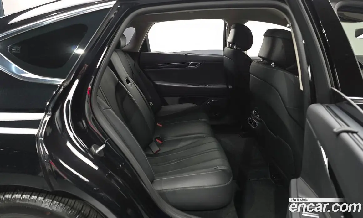 Genesis G80 2023 2.5 автомат (гидро), фото 18