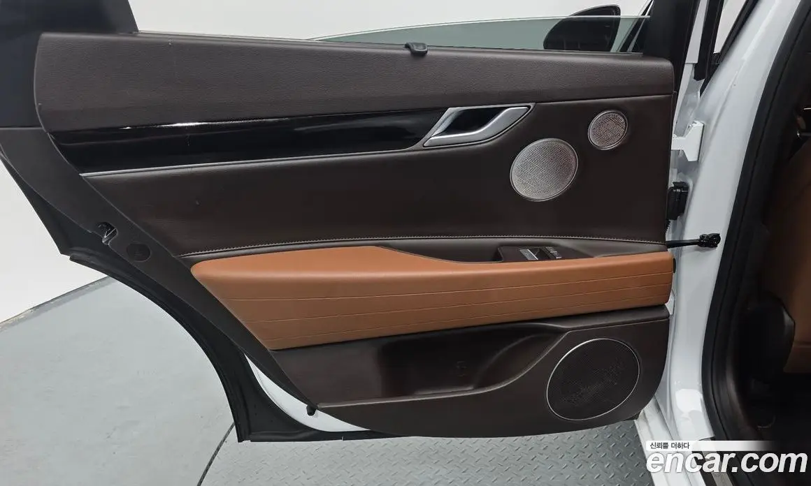 Genesis G80 2023 2.5 автомат (гидро), фото 15