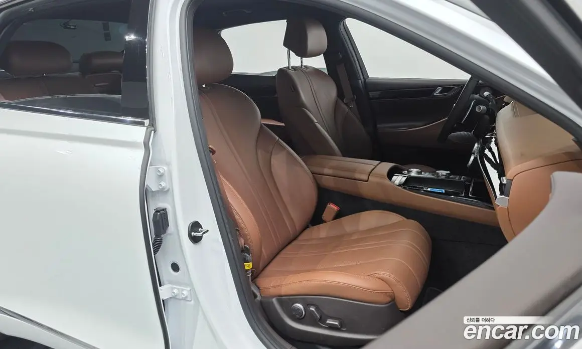 Genesis G80 2023 2.5 автомат (гидро), фото 18