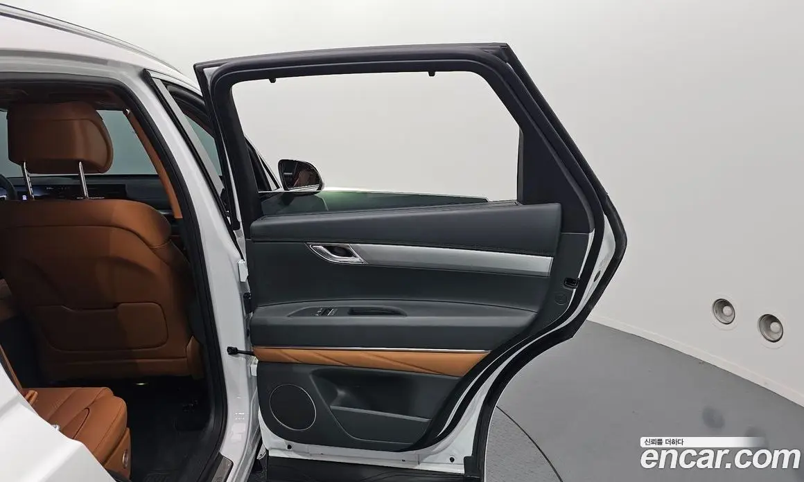 Genesis GV80 2024 2.5 автомат (гидро), фото 15