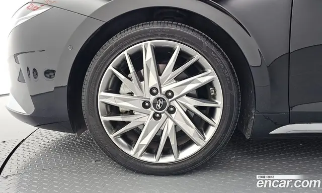 Hyundai Grandeur 2019 3.3 автомат (гидро), миниатюра 5