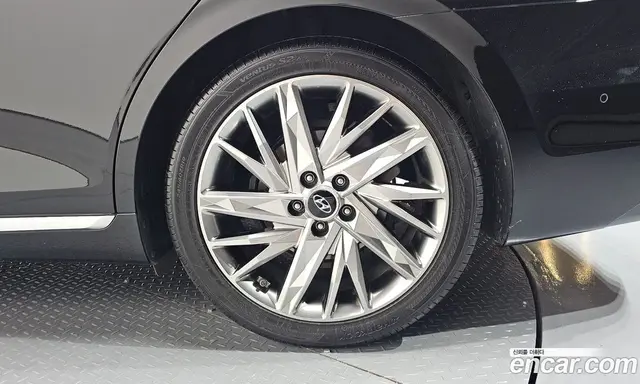Hyundai Grandeur 2019 3.3 автомат (гидро), миниатюра 7