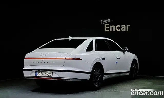 Hyundai Grandeur 2023 1.6 автомат (гидро), миниатюра 2