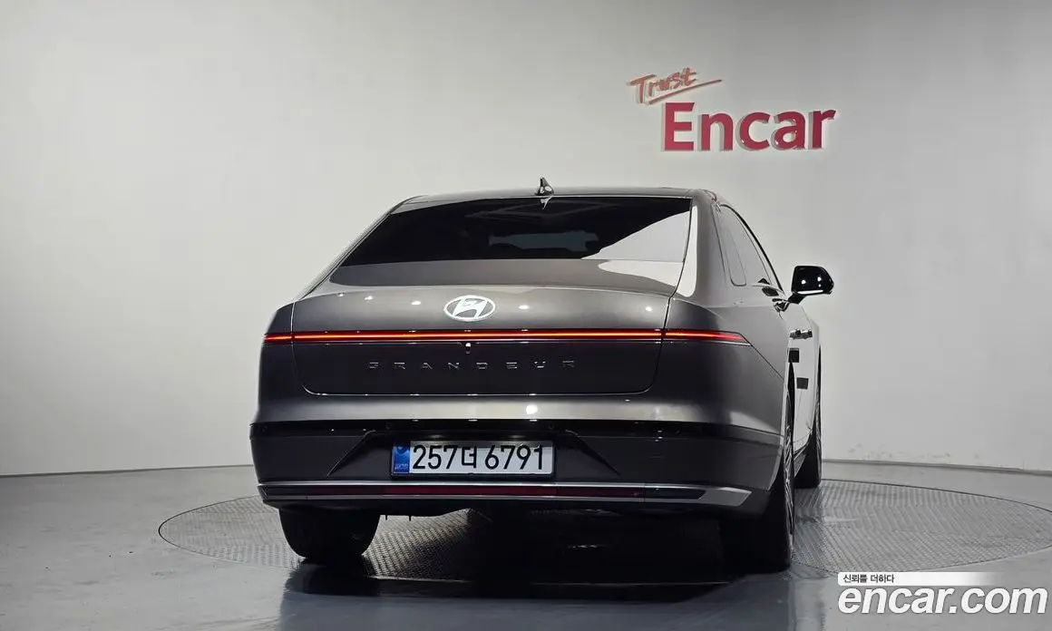Hyundai Grandeur 2025 3.5 автомат (гидро), фото 4
