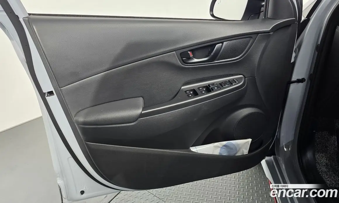 Hyundai Kona 2022 2.0 автомат (гидро), фото 14