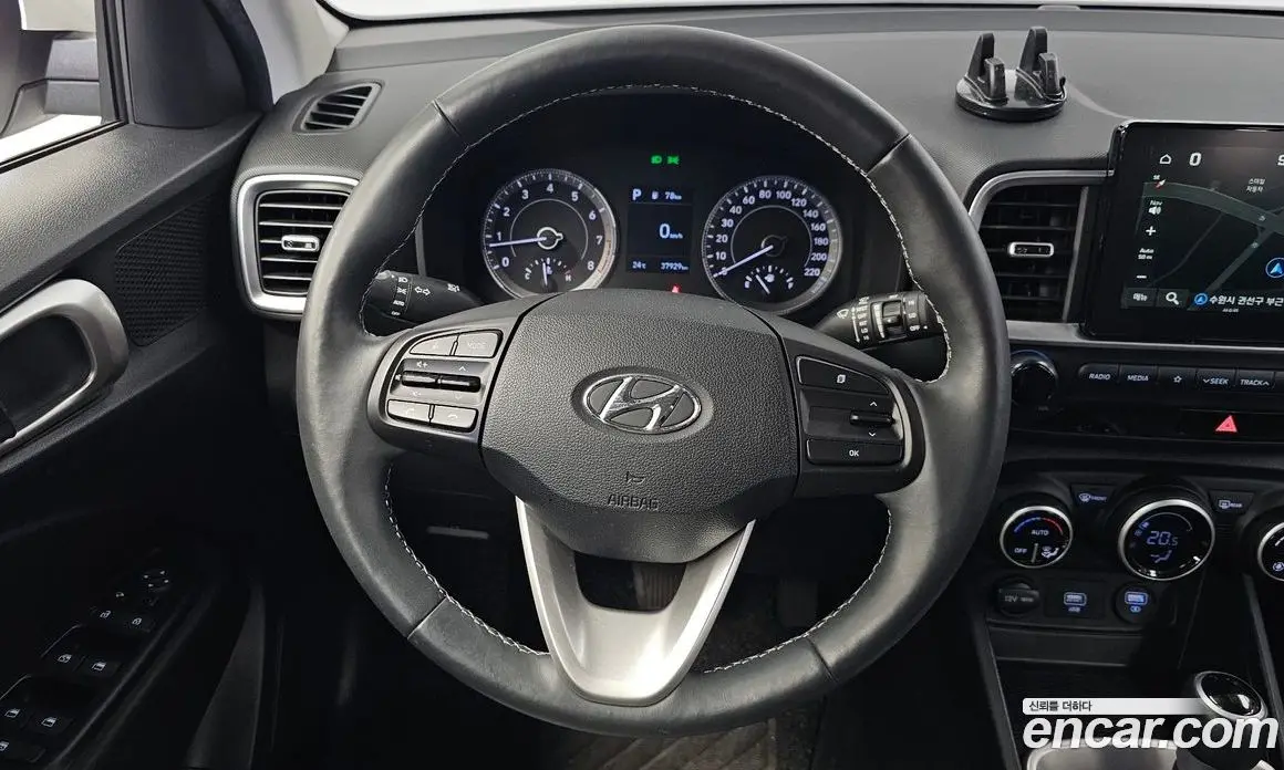 Hyundai Venue 2019 1.6 автомат (гидро), фото 13