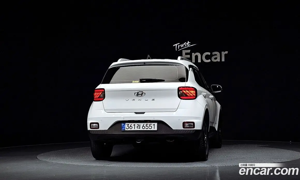 Hyundai Venue 2025 1.6 автомат (гидро), фото 4