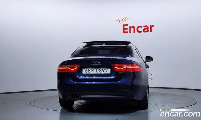 Jaguar XE 2015 2.0 автомат (гидро), миниатюра 4 Jaguar XE 2015 2.0 автомат (гидро), миниатюра 4
