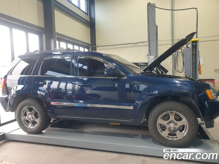 Jeep Cherokee 2005 5.7 автомат (гидро), фото 14