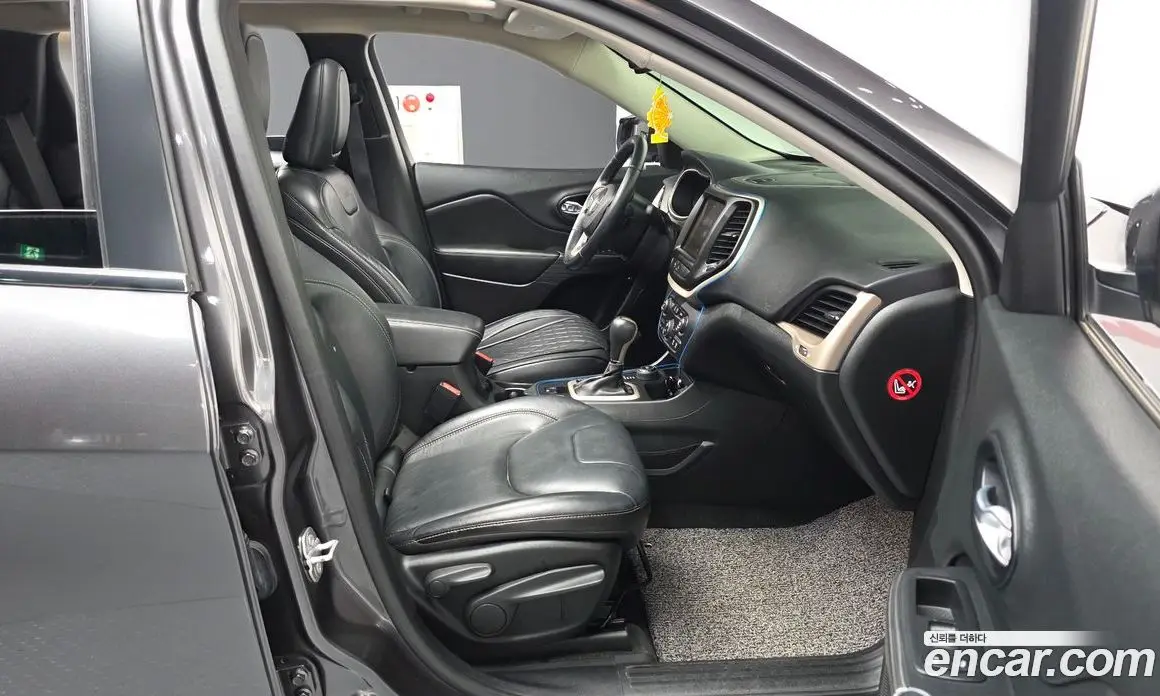 Jeep Cherokee 2015 2.0 автомат (гидро), фото 11