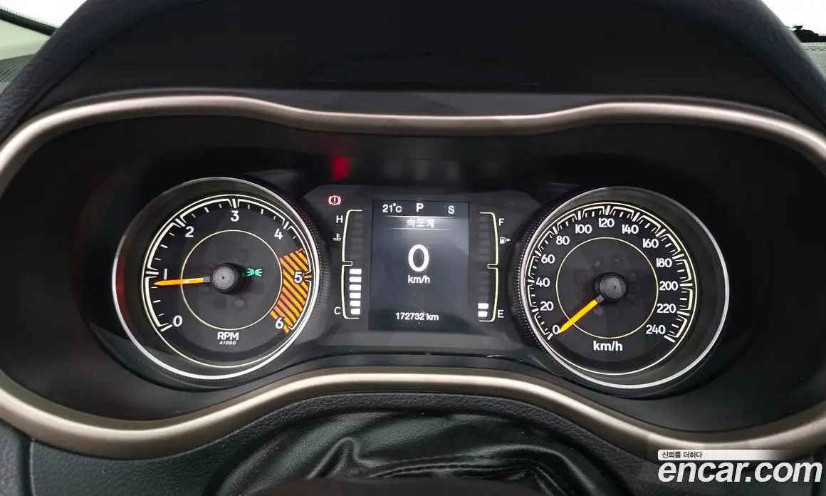 Jeep Cherokee 2015 2.0 автомат (гидро), фото 8