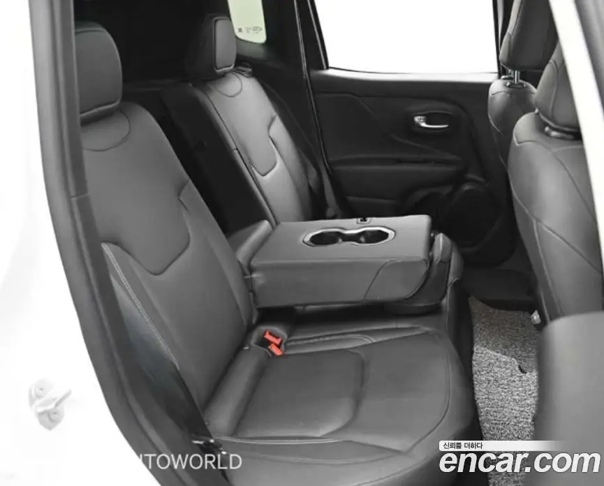 Jeep Renegade 2022 1.3 автомат (гидро), фото 12
