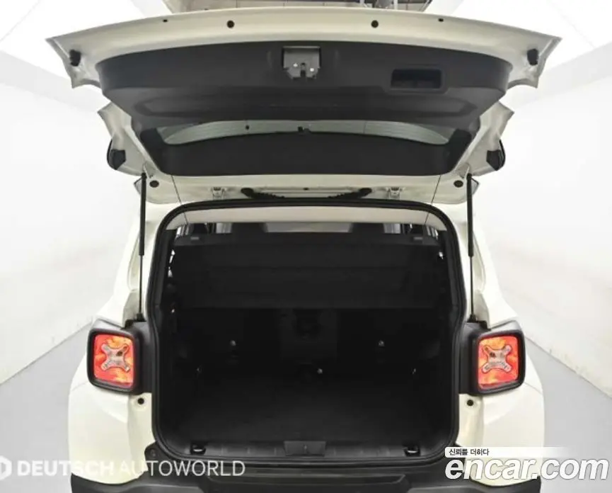 Jeep Renegade 2022 1.3 автомат (гидро), фото 19