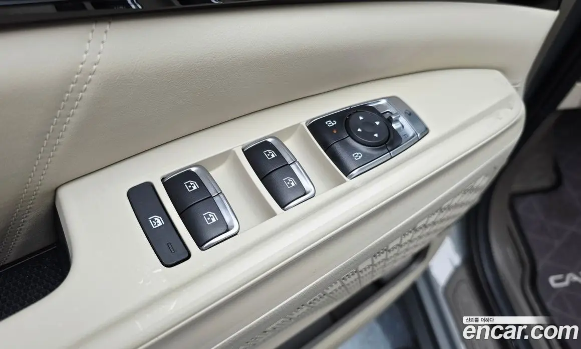 Kia Carnival 2024 1.6 автомат (гидро), фото 21