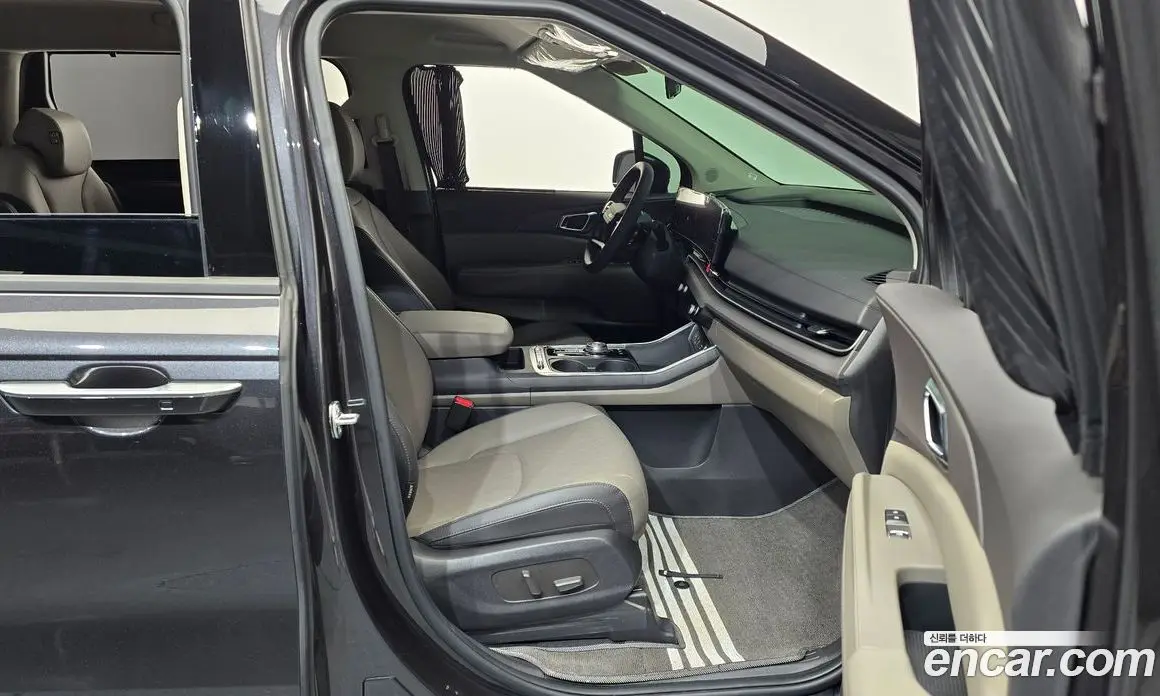 Kia Carnival 2024 2.2 автомат (гидро), фото 11