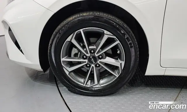 Kia K3 2023 1.6 автомат (гидро), миниатюра 5