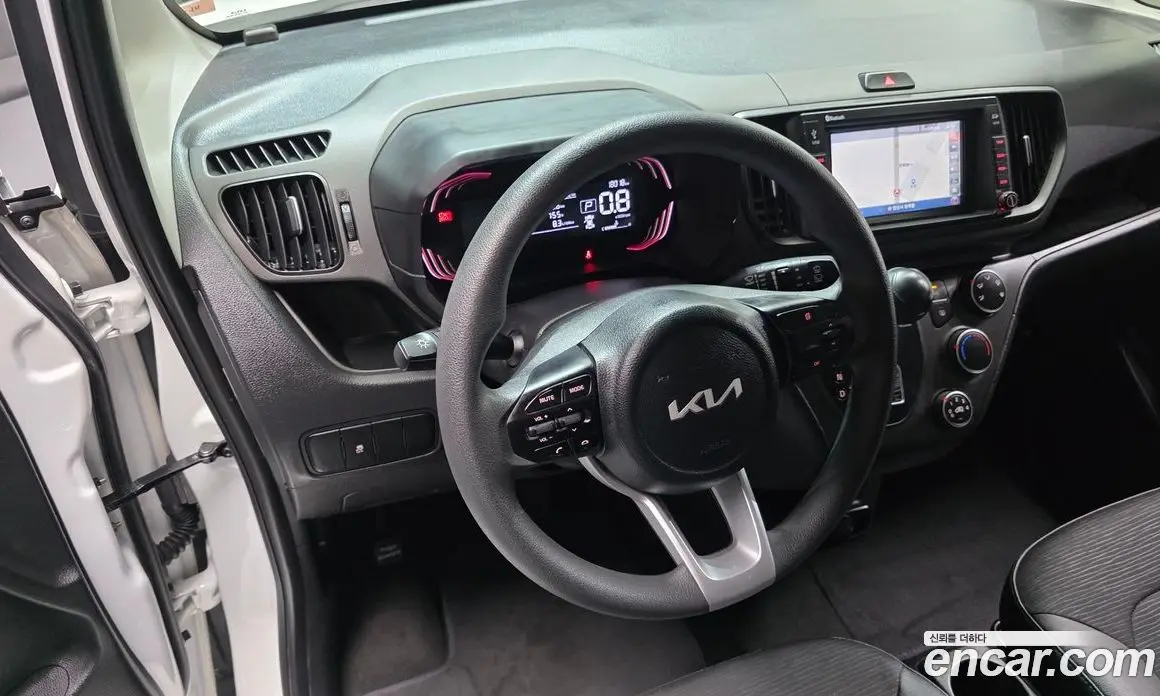 Kia Ray 2024 1.0 автомат (гидро), фото 13