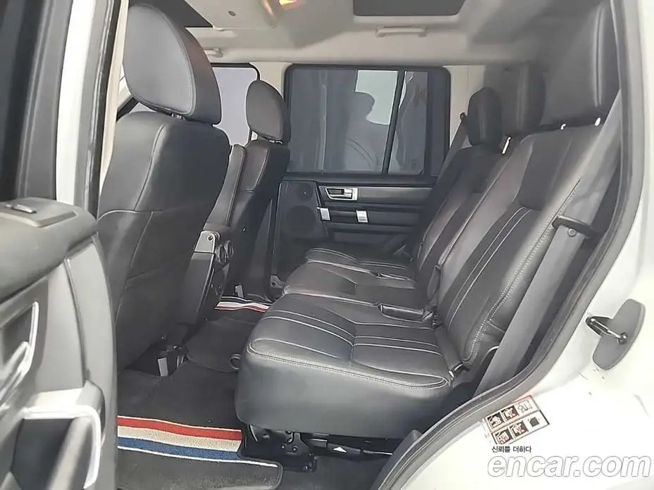 Land Rover Discovery 2015 3.0 автомат (гидро), фото 12