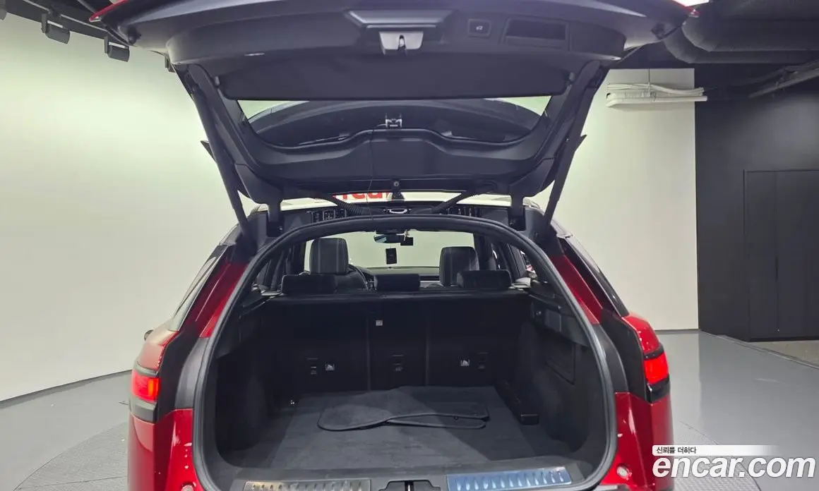 Land Rover Range Rover Velar 2019 5.0 автомат (гидро), фото 26