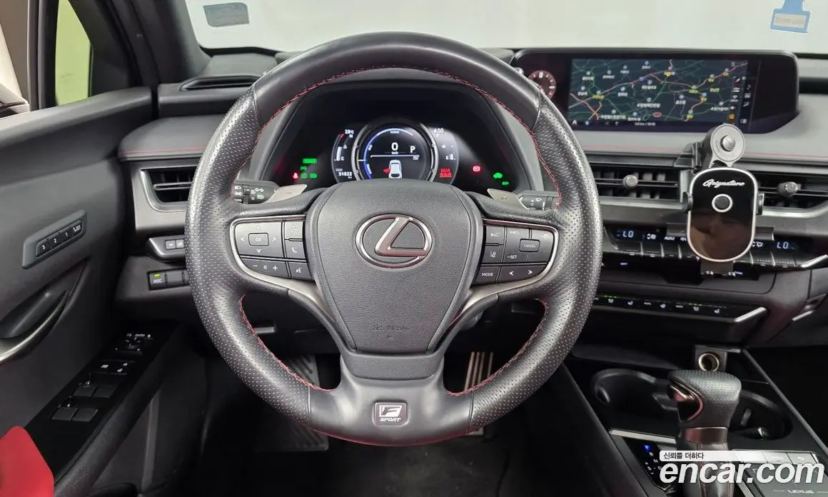 Lexus UX 2020 2.0 автомат (гидро), фото 13 Lexus UX 2020 2.0 автомат (гидро), фото 13