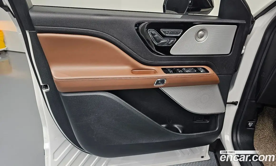 Lincoln Aviator 2022 3.0 автомат (гидро), фото 14 Lincoln Aviator 2022 3.0 автомат (гидро), фото 14