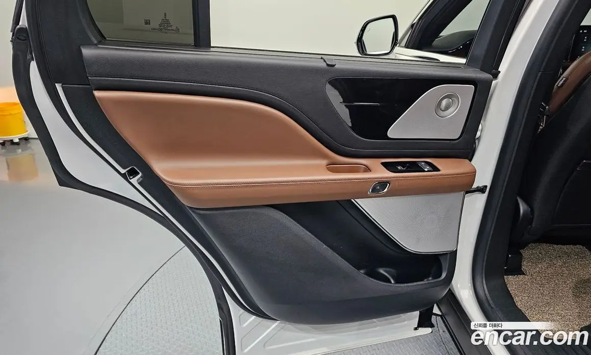 Lincoln Aviator 2022 3.0 автомат (гидро), фото 15 Lincoln Aviator 2022 3.0 автомат (гидро), фото 15