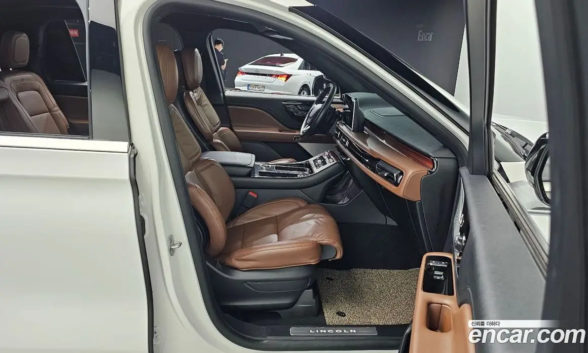 Lincoln Aviator 2022 3.0 автомат (гидро), фото 16 Lincoln Aviator 2022 3.0 автомат (гидро), фото 16