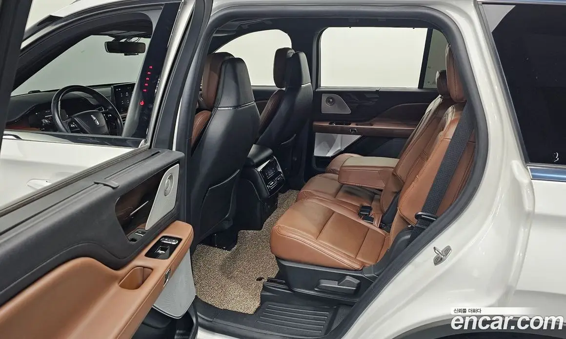 Lincoln Aviator 2022 3.0 автомат (гидро), фото 17 Lincoln Aviator 2022 3.0 автомат (гидро), фото 17