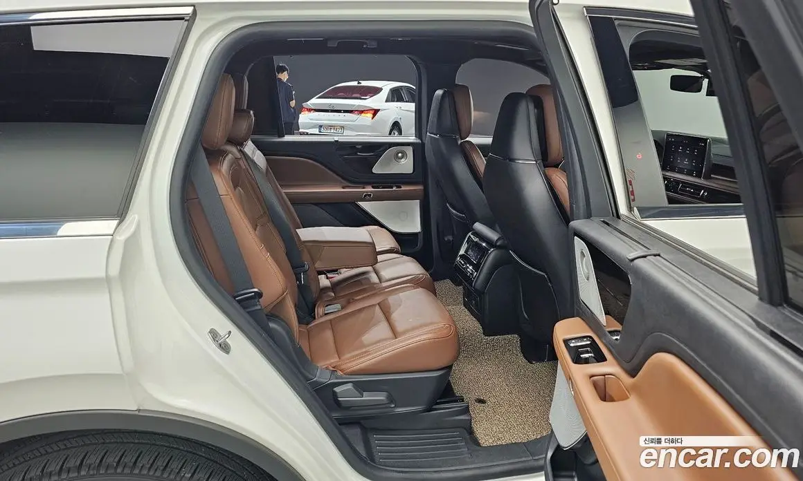 Lincoln Aviator 2022 3.0 автомат (гидро), фото 18 Lincoln Aviator 2022 3.0 автомат (гидро), фото 18