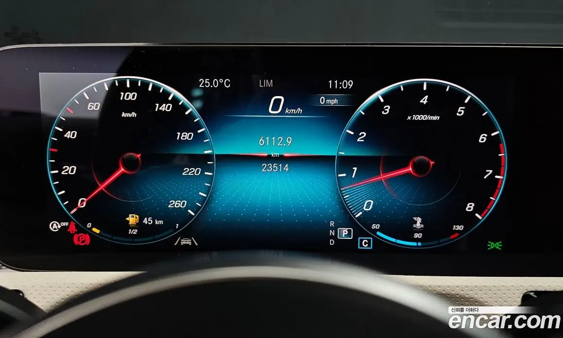 Mercedes-Benz A-Class 2022 2.0 гидро, фото 11
