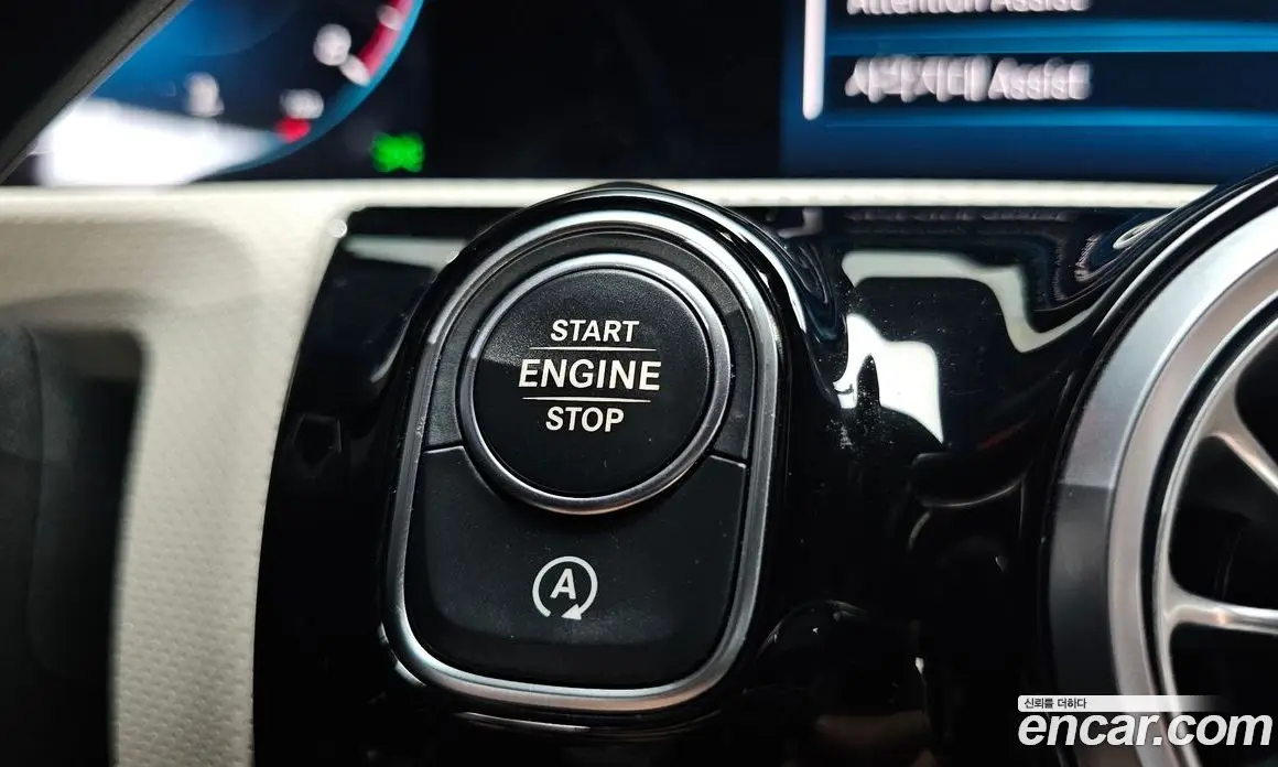 Mercedes-Benz A-Class 2022 2.0 гидро, фото 26