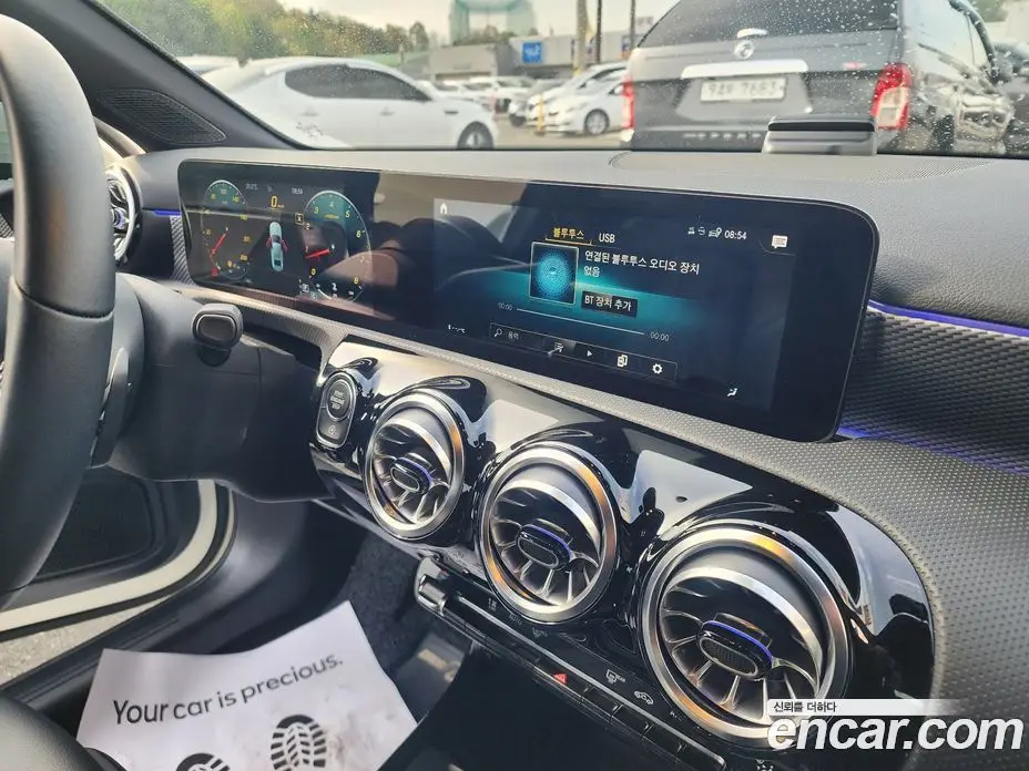 Mercedes-Benz A-Class 2022 2.0 гидро, фото 17