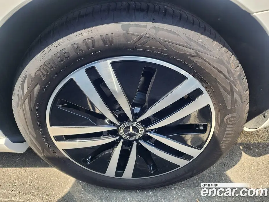 Mercedes-Benz A-Class 2022 2.0 гидро, фото 18