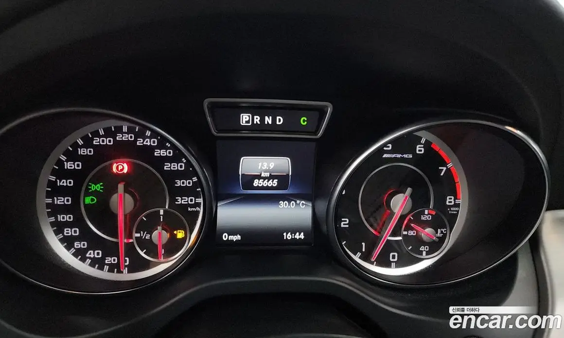 Mercedes-Benz CLA-Class 2015 2.0 гидро, фото 8 Mercedes-Benz CLA-Class 2015 2.0 гидро, фото 8