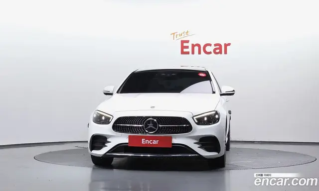 Mercedes-Benz E-Class 2020 2.0 автомат (гидро), миниатюра 3