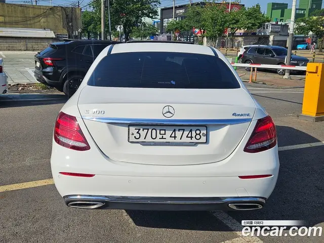 Mercedes-Benz E-Class 2020 2.0 гидро, миниатюра 4 Mercedes-Benz E-Class 2020 2.0 гидро, миниатюра 4